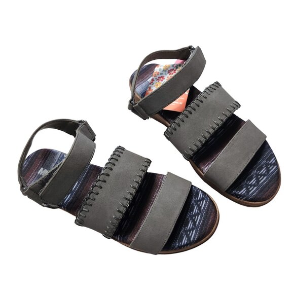 Muk Luks Gray and Brown Sandals - Picture 11 of 11